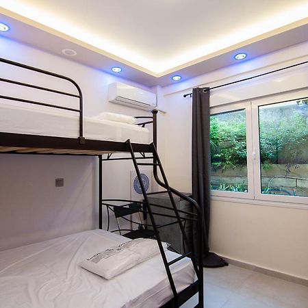 Modern Studio For 4 In Glyfada Apartment Athens Exterior photo